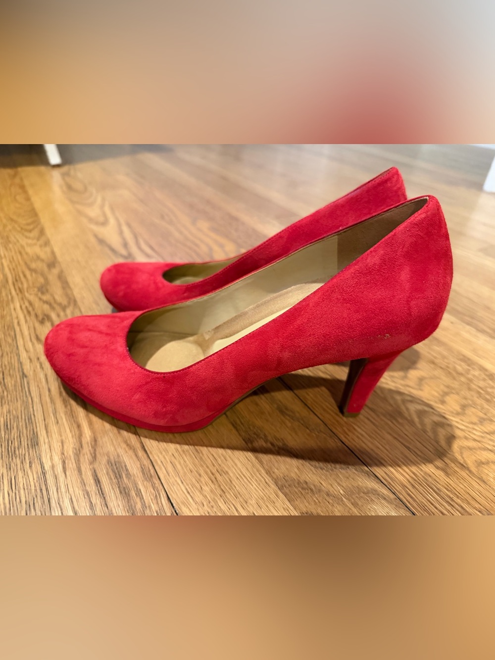 Naturalizer Michelle Hot Sauce Red Suede Mid Heel Pump Size 10